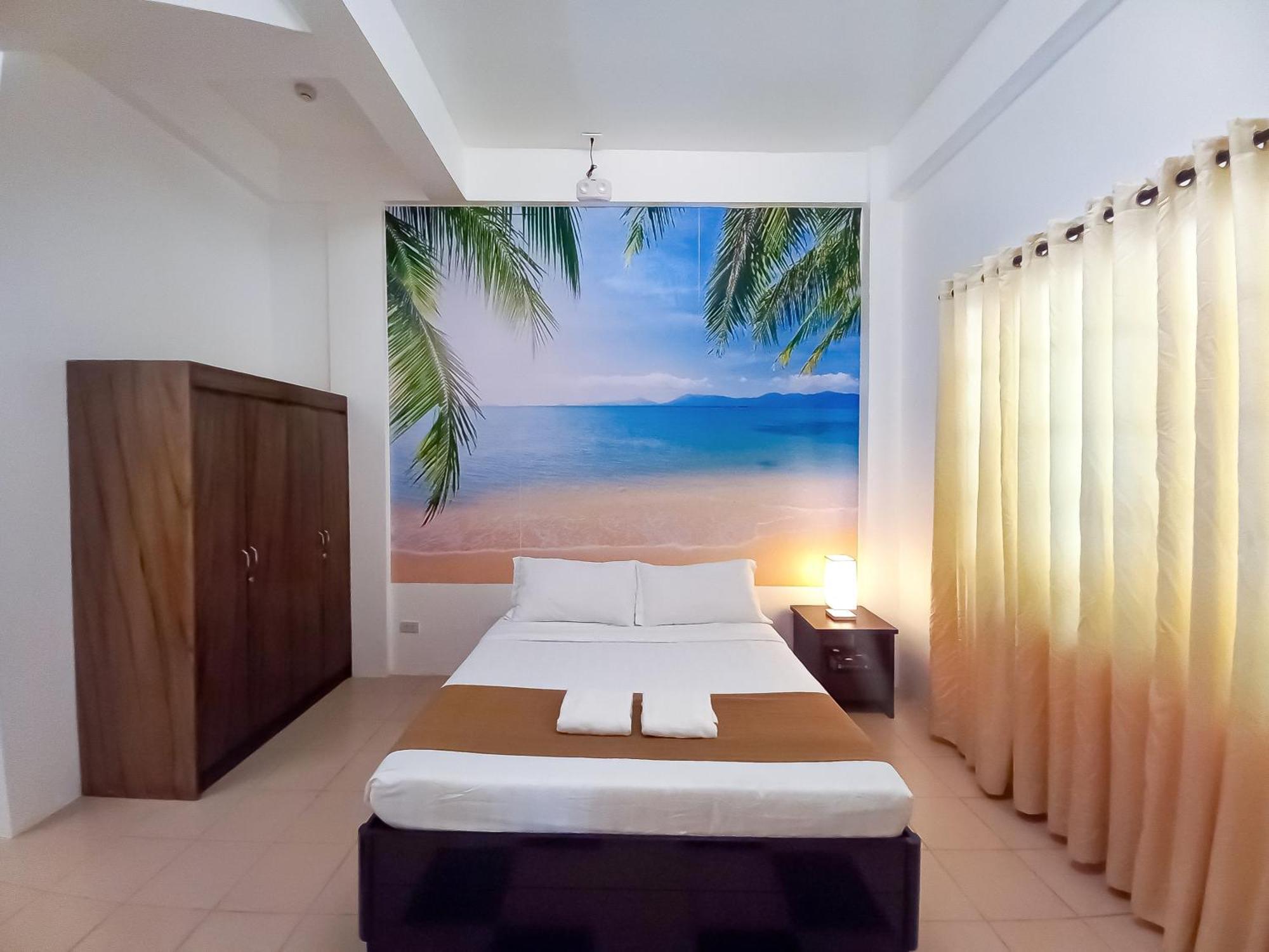 Castle Rock Boracay Aparthotel Yapak Exterior photo